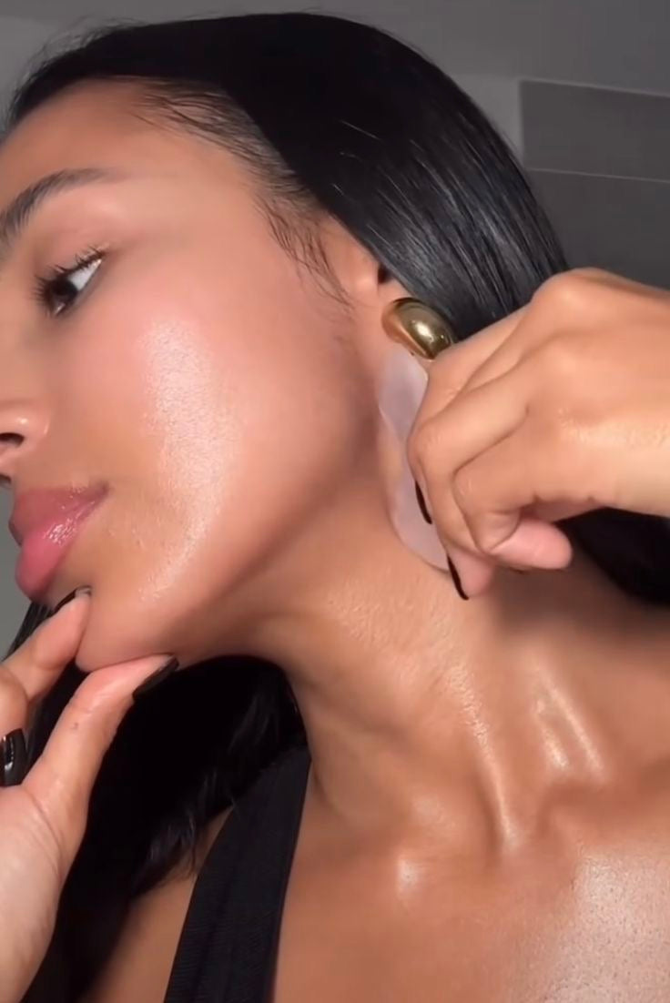 Gua Sha Facial Lifting Tool